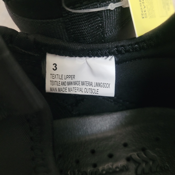 All In Motion Slip-On - Picture 4 of 5